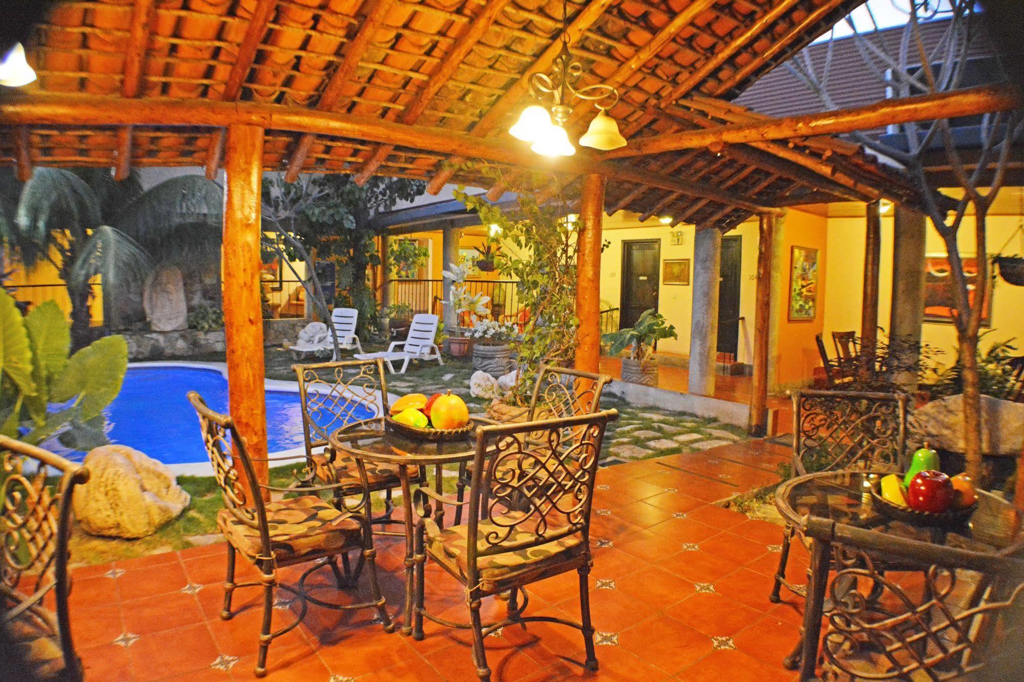 Hotel Colonnade Nicaragua ماناجوا المظهر الخارجي الصورة