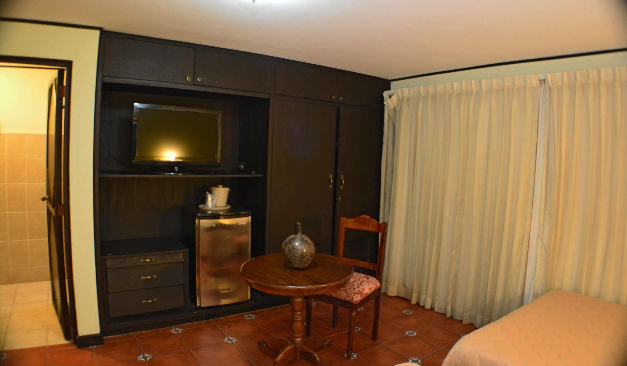 Hotel Colonnade Nicaragua ماناجوا المظهر الخارجي الصورة